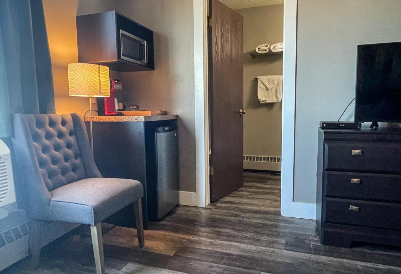 7 Day'S Hotel Lamont Eksteriør billede